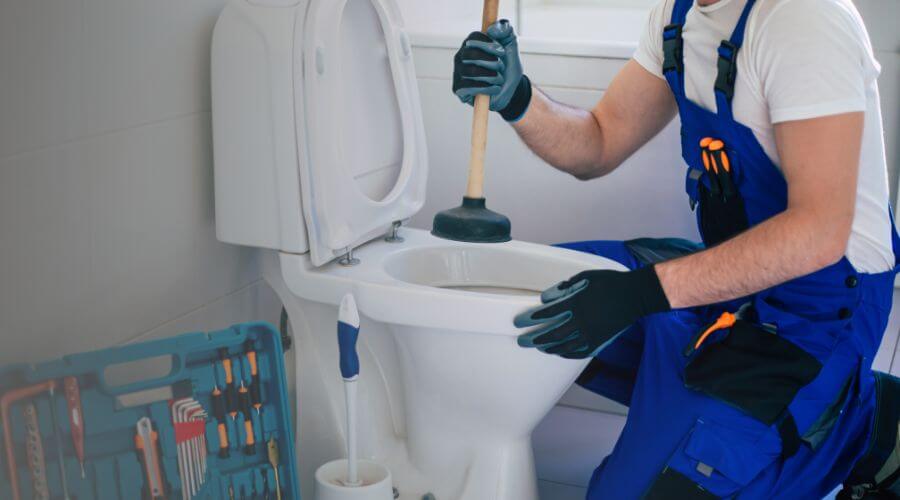 Professional sewer line repair services in Juana Diaz, PR